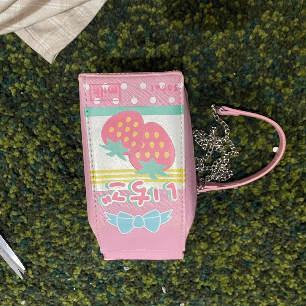 Strawberry milk purse